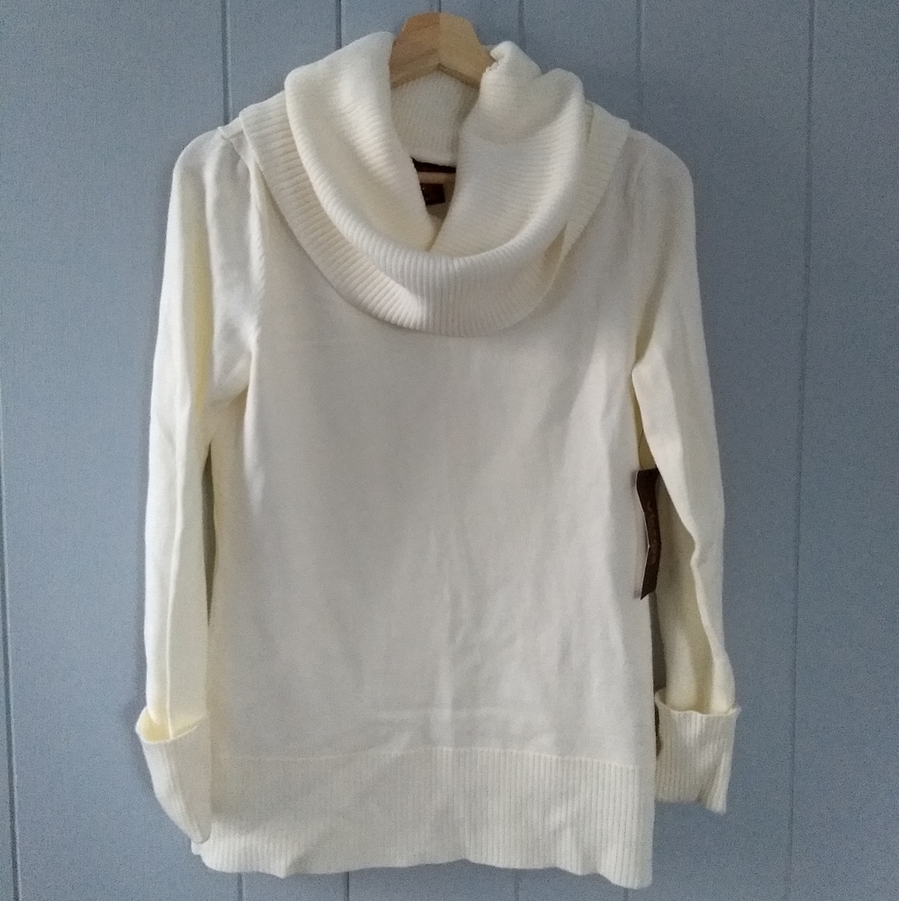 NWT Sweater